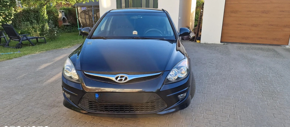 Hyundai I30 cena 18000 przebieg: 189000, rok produkcji 2011 z Bydgoszcz małe 137